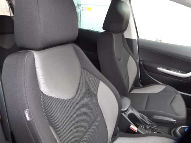 Peugeot 308 2011-12 1277-9