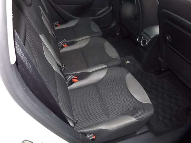 Peugeot 308 2011-12 1277-12