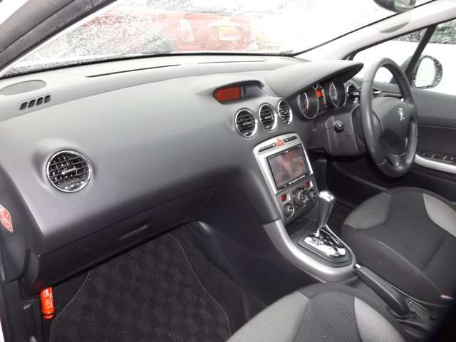 Peugeot 308 2011-12 1277-5