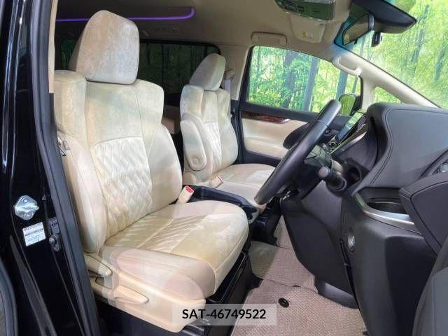 Toyota ALPHARD 2021-11 205864-9