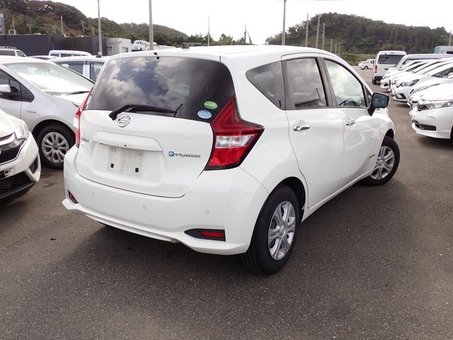Nissan NOTE 2018-09 23331-2