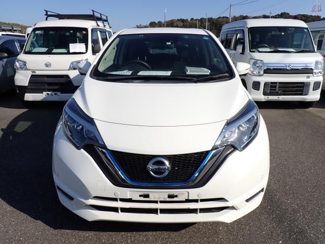 Nissan NOTE 2018-09 23331-4