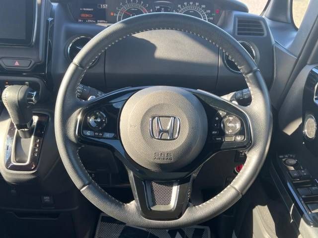 Honda N BOX CUSTOM 2022-01 186519-11
