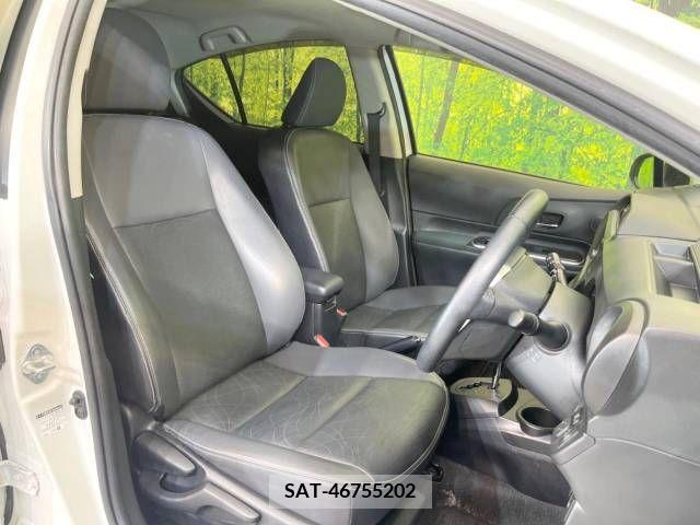 Toyota AQUA 2014-03 376428-8