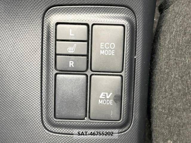 Toyota AQUA 2014-03 376428-6