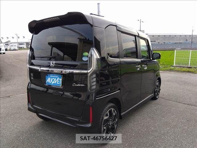 Honda N BOX CUSTOM 2020-05 307505-2