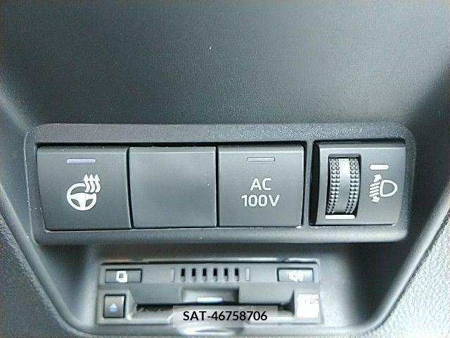 Toyota AQUA 2021-10 260408-9