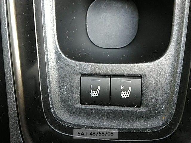 Toyota AQUA 2021-10 260408-11