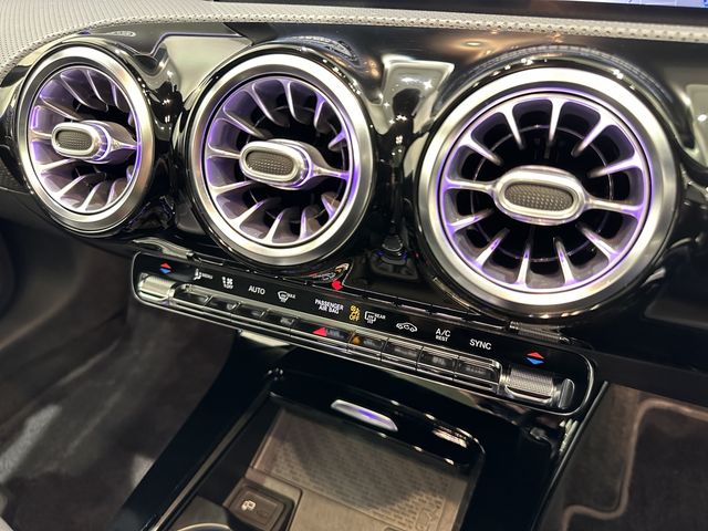 Mercedes Benz CLA-CLASS 2020-04 28846-10