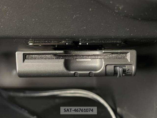 Nissan NOTE 2017-03 256457-5