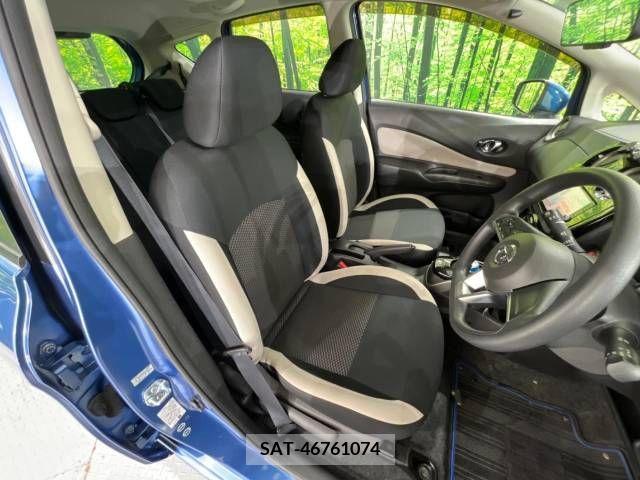 Nissan NOTE 2017-03 256457-8
