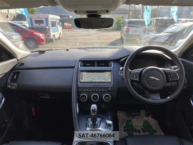 Jaguar E-PACE 2020-03 256335-12