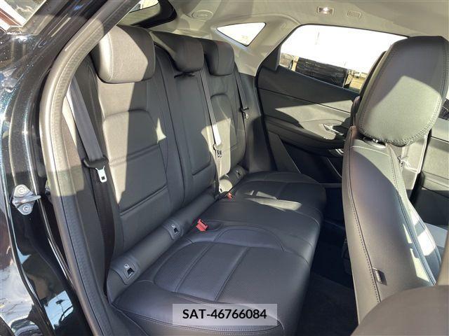 Jaguar E-PACE 2020-03 256335-11