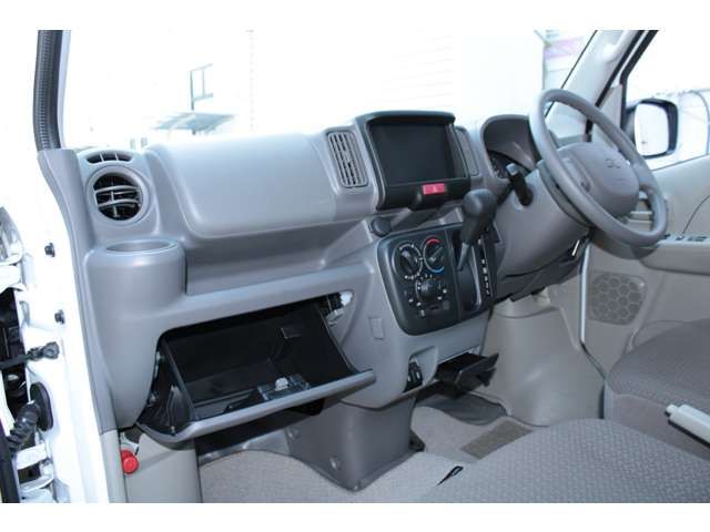 Mitsubishi MINICAB VAN 2022-12 2277-5
