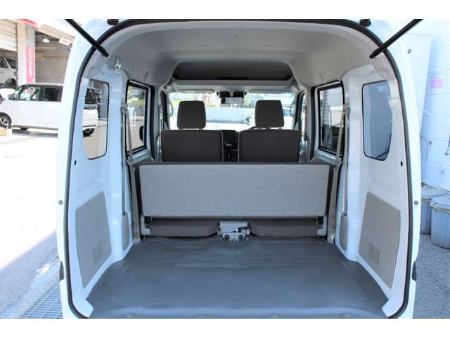 Mitsubishi MINICAB VAN 2022-12 2277-10