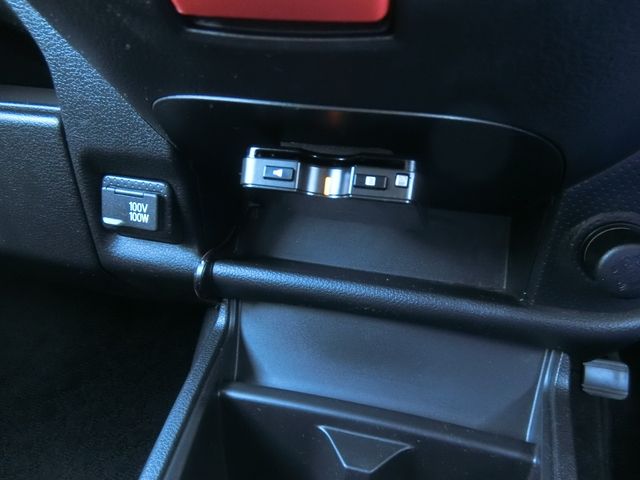 Nissan NV150 AD 2018-09 15185-11
