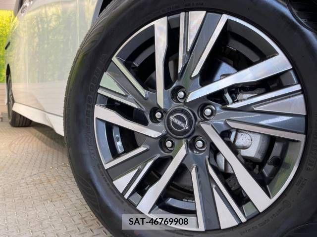 Nissan SERENA 2023-04 393873-14