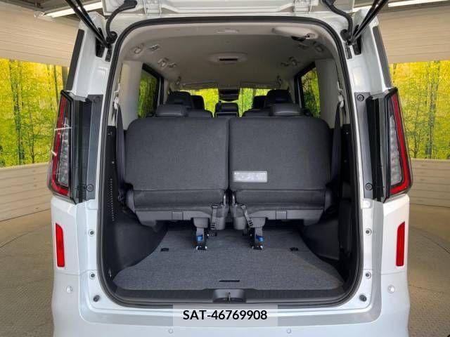 Nissan SERENA 2023-04 393873-11