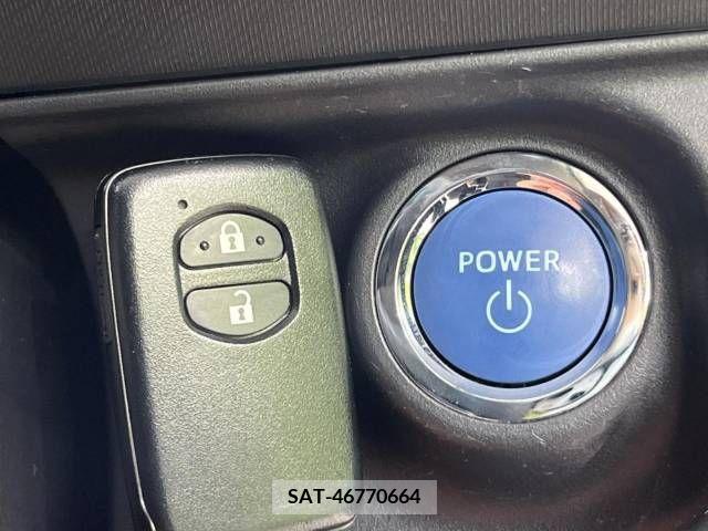 Toyota AQUA 2017-06 291767-8