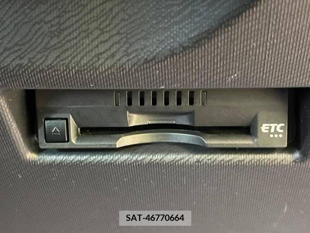 Toyota AQUA 2017-06 291767-5