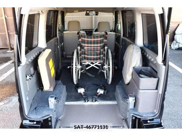 Nissan CLIPPER RIO 2009-02 264850-1