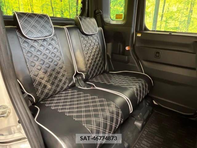 Daihatsu WAKE 2015-08 371082-9