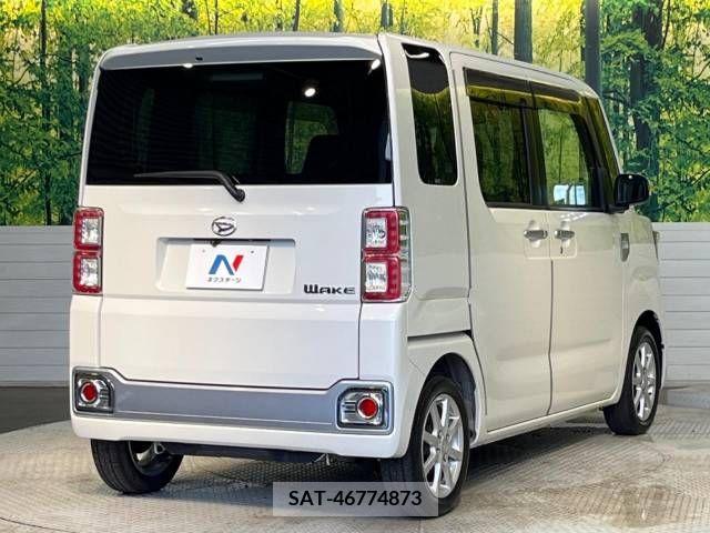 Daihatsu WAKE 2015-08 371082-17