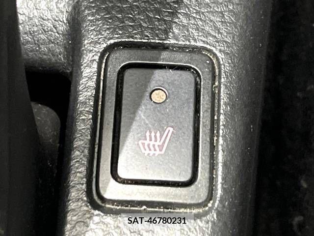Suzuki SWIFT 2013-04 251495-6