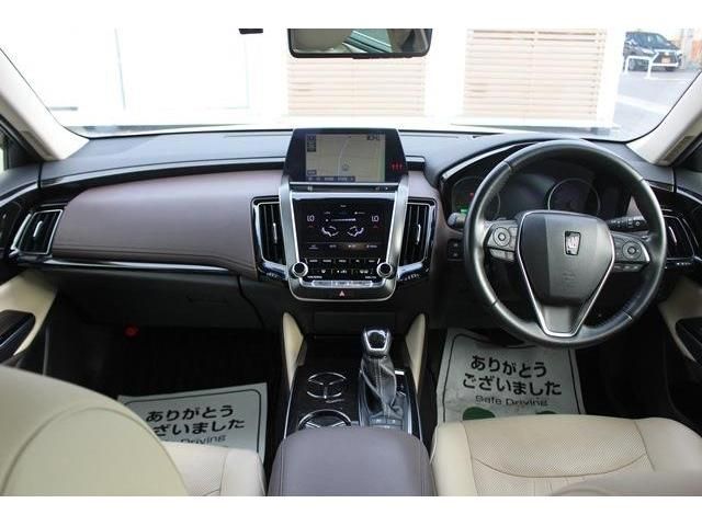 Toyota CROWN SEDAN 2018-12 8436-14