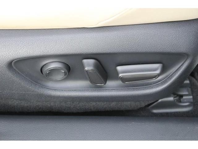 Toyota CROWN SEDAN 2018-12 8436-3