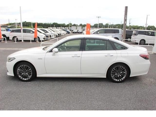 Toyota CROWN SEDAN 2018-12 8436-6