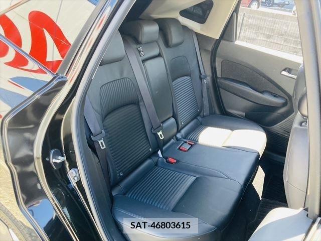 Nissan AURA 2022-01 261542-20