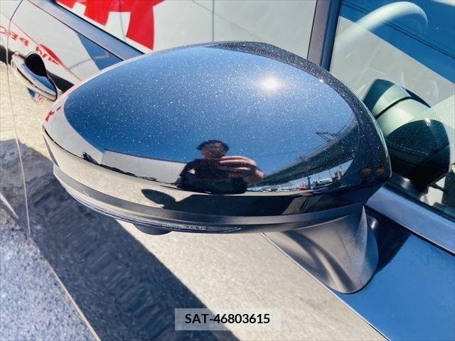 Nissan AURA 2022-01 261542-13