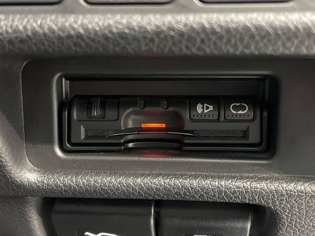 Nissan X-TRAIL 2016-03 193481-7