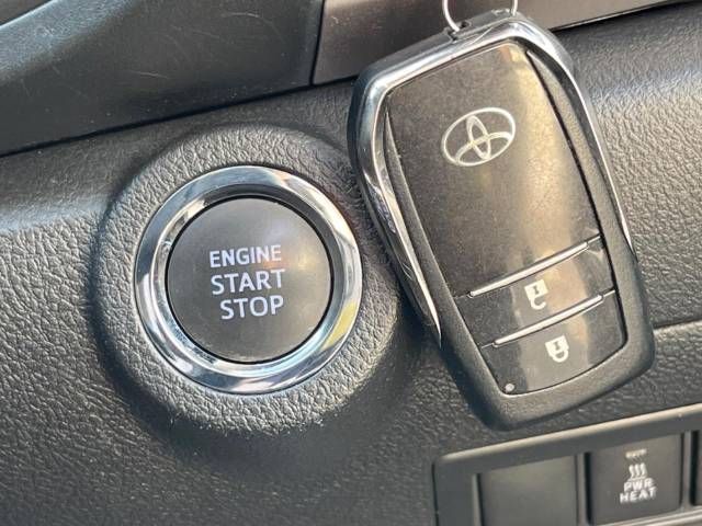 Toyota HILUX 2020-12 181774-4