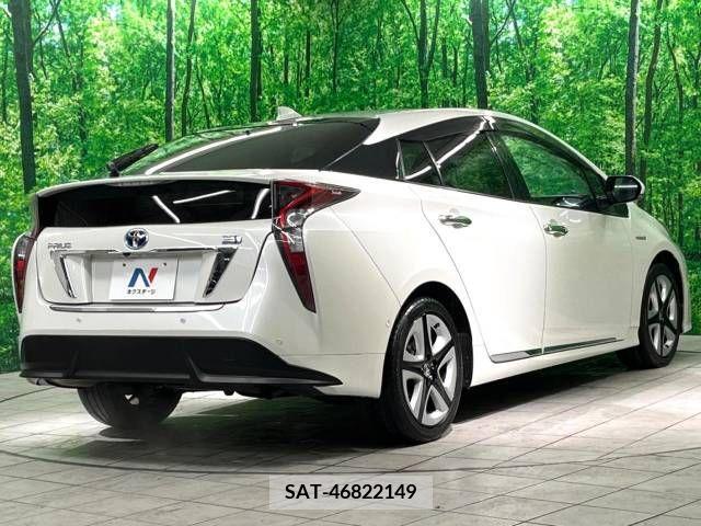 Toyota PRIUS 2016-07 208227-17