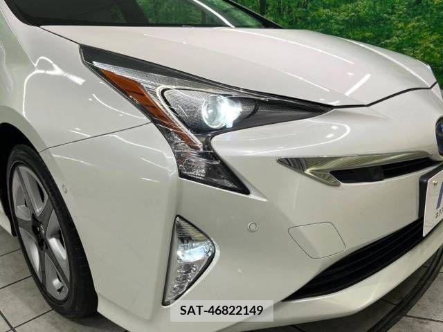 Toyota PRIUS 2016-07 208227-12