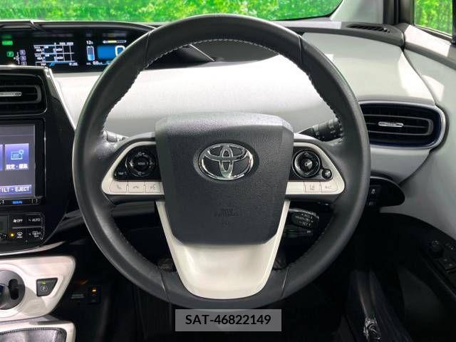 Toyota PRIUS 2016-07 208227-11