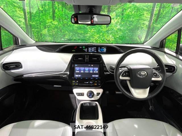 Toyota PRIUS 2016-07 208227-1