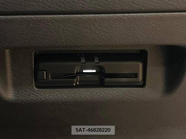 Nissan KICKS 2020-11 217609-6