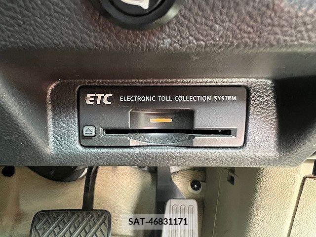 Nissan SKYLINE 2013-01 285211-19