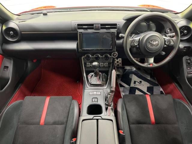 Toyota 86 2022-01 23348-1