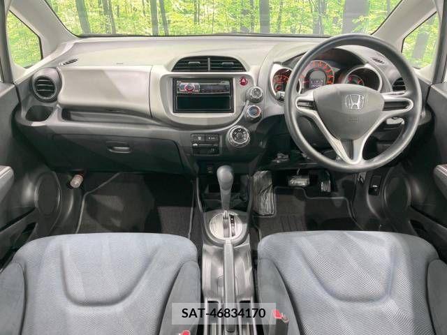 Honda FIT 2009-09 303272-1