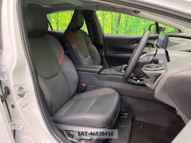 Toyota PRIUS 2023-04 333169-8