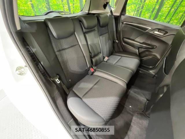 Honda FIT HYBRID 2014-04 396572-9