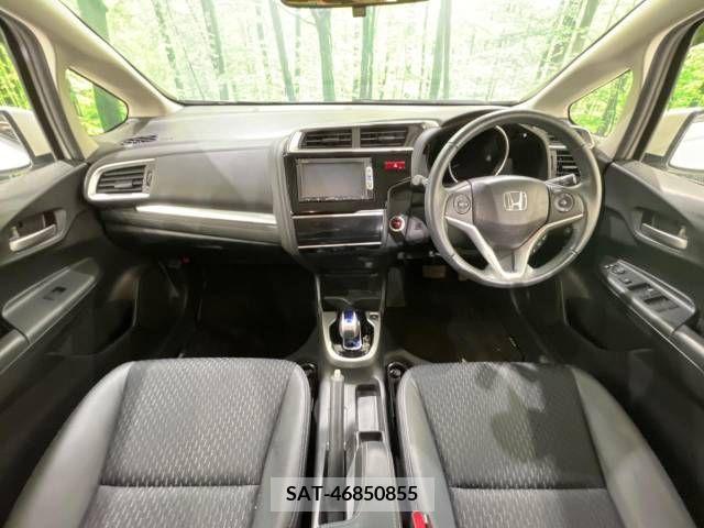 Honda FIT HYBRID 2014-04 396572-1