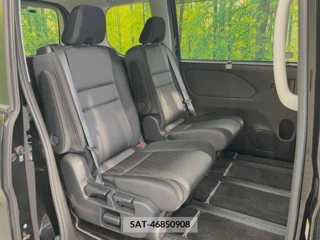 Nissan SERENA 2020-12 367691-9