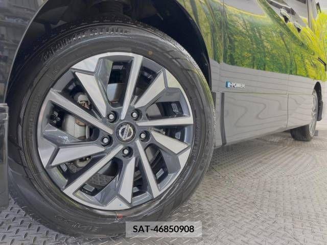 Nissan SERENA 2020-12 367691-14