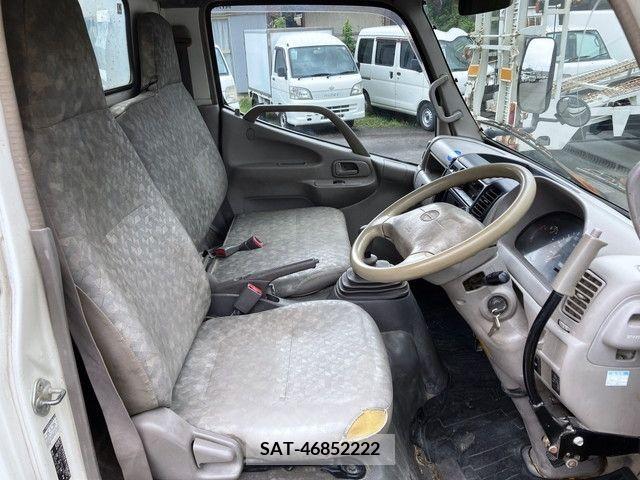 Hino DUTRO 2008-10 336176-10