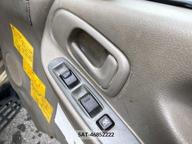 Hino DUTRO 2008-10 336176-15